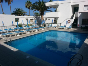  Apartamentos El Sombrero  Пуерто Дэ Сантьяго